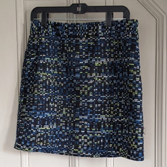 LOFT Dresses & Skirts - Ann Taylor Loft Mini Skirt